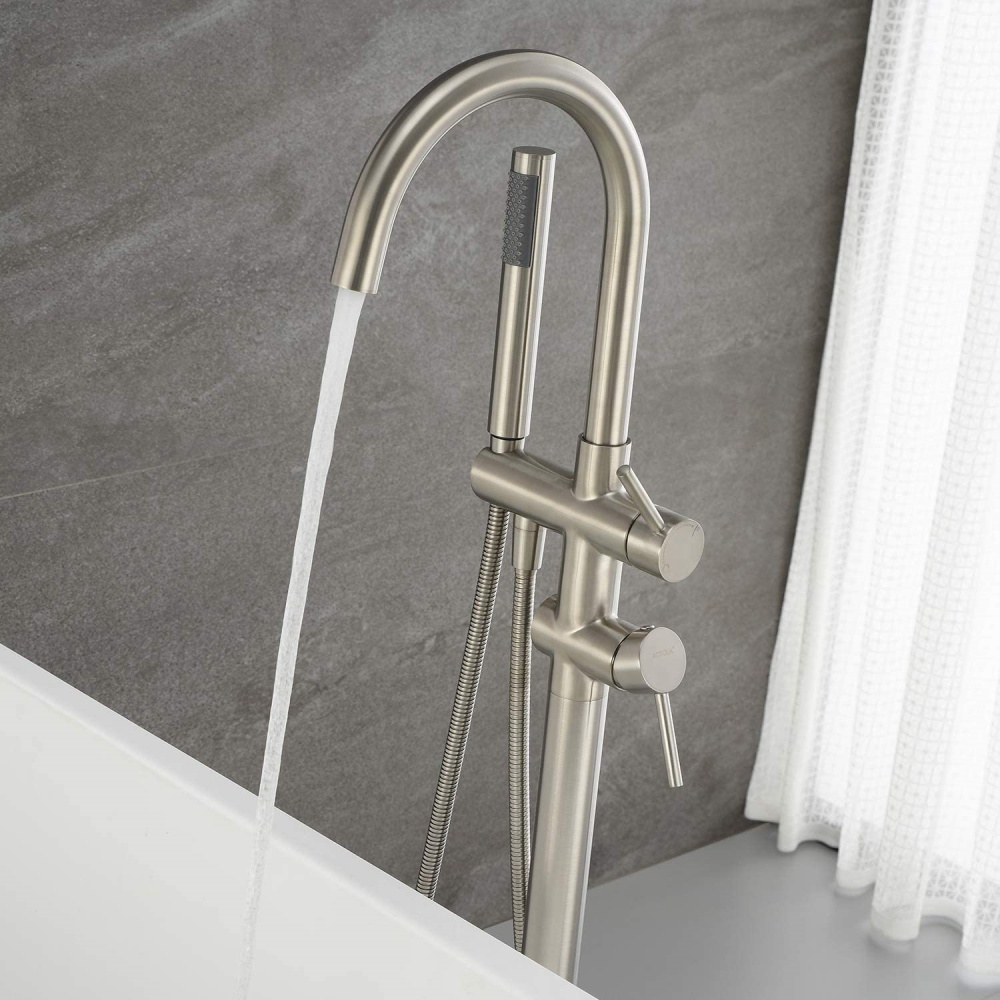 Rubinetto per vasca a cascata  - Freestanding Bathtub Filler Faucet Floor recensione e prezzo