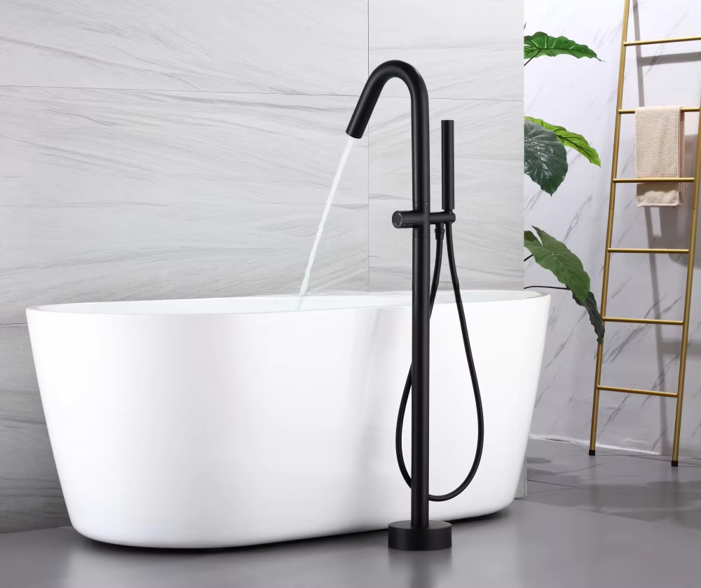 Rubinetto per vasca da bagno c - Freestanding Bathtub Filler Faucet Floor recensione e prezzo
